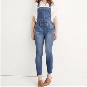 Madewell high waisted skinny overalls size Medium